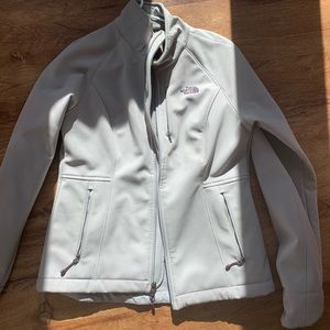 North Face windwall grey  jacket